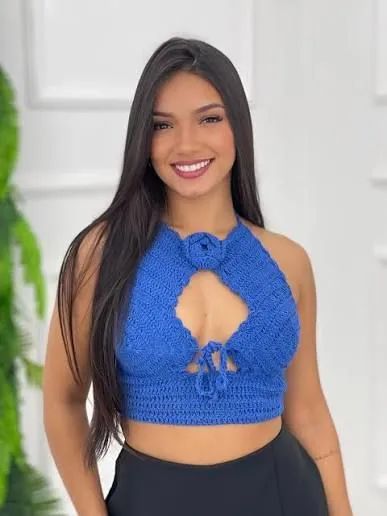 Cropeed azul crochê 