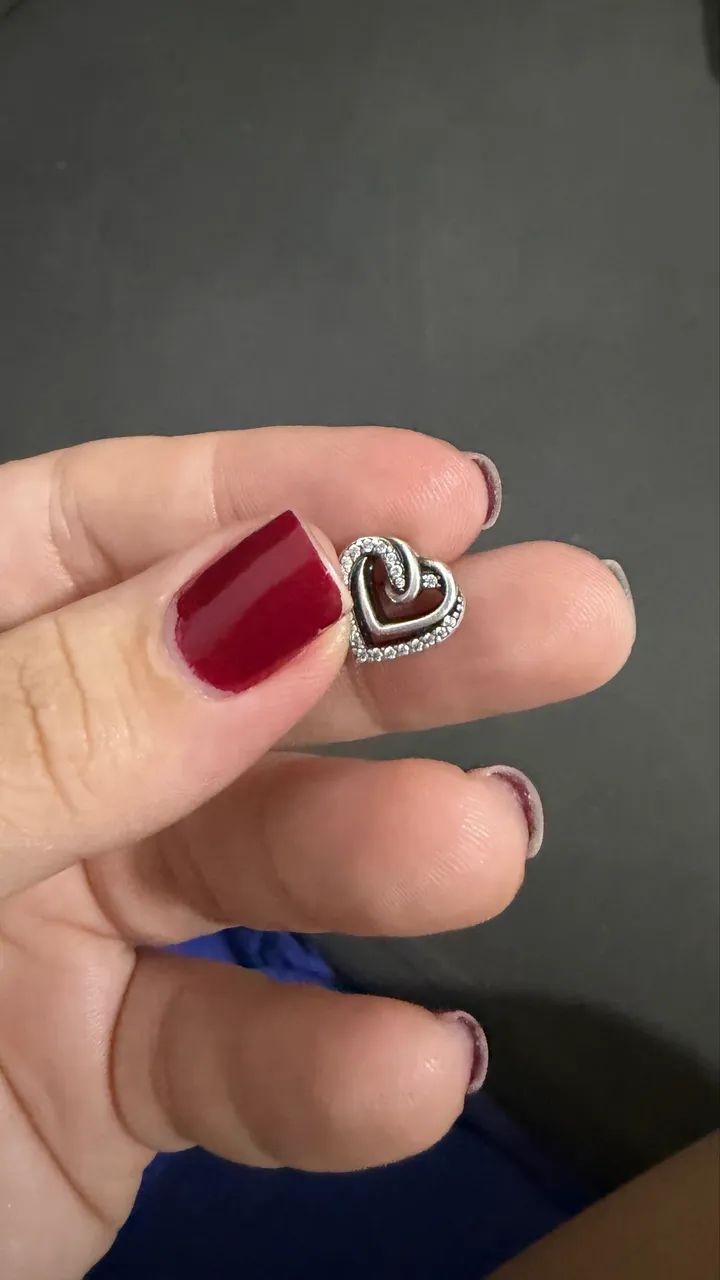 Berloque Pandora Prata Coração Entrelaçado com Zircônias - Foto 3
