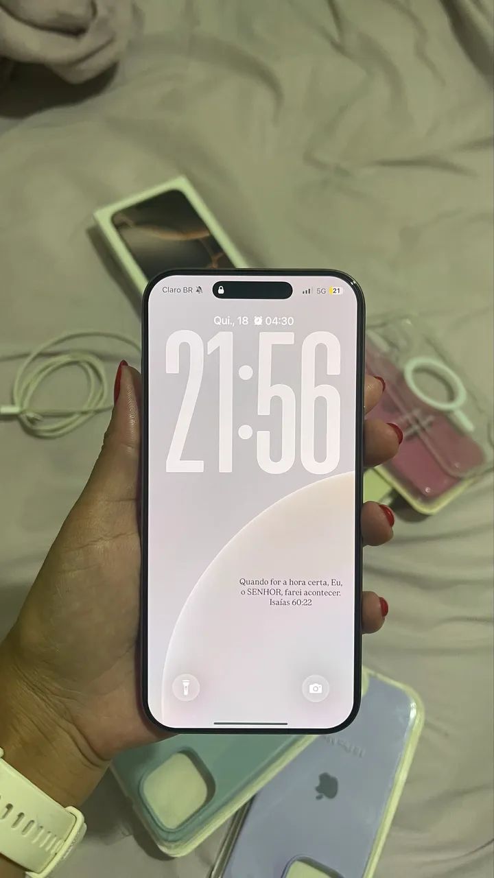 iPhone 16 pro Max dourado  - Foto 4