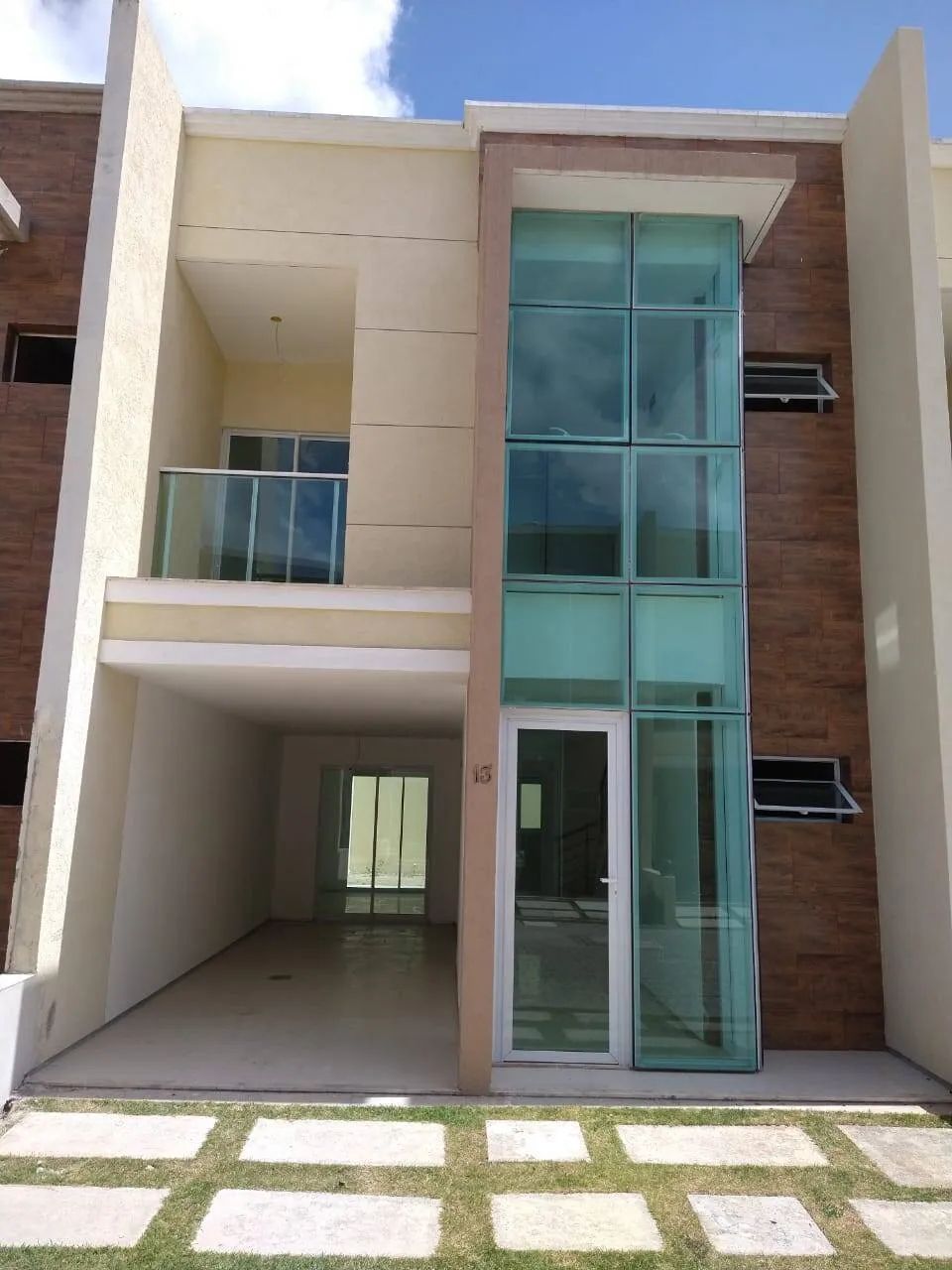 Casa para locação com móveis projetados REF: 2471