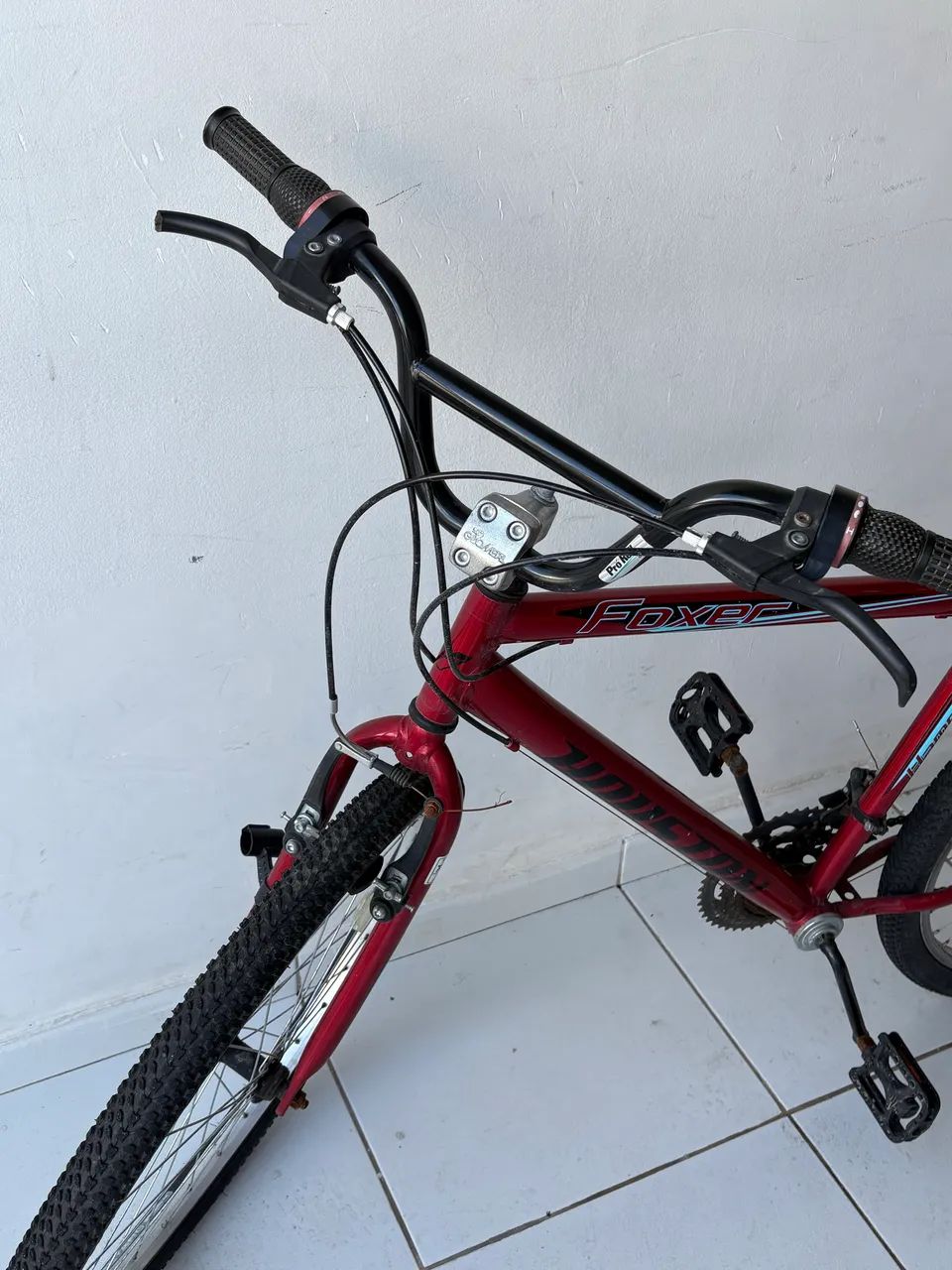 Bicicleta aro 26 com marcha  - Foto 2