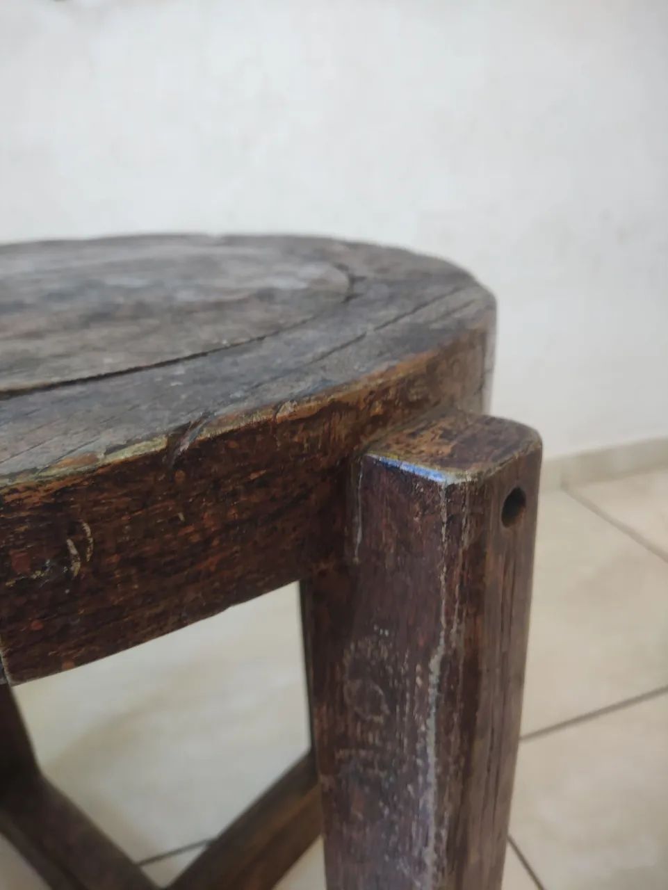 Mesa de madeira maciça  - Foto 3