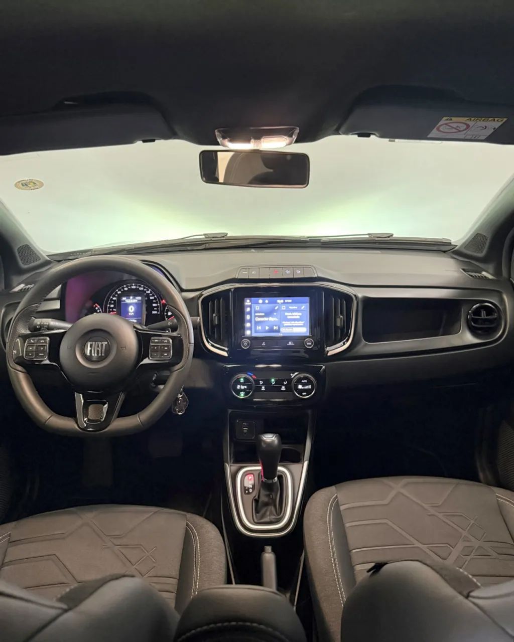 Fiat Strada Volcano 1.3 Flex 8V CD Aut. 2023 - Foto 5