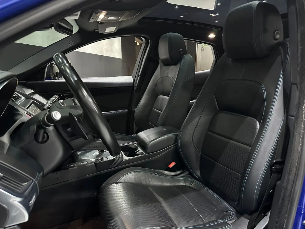 Jaguar E-Pace R-dynamic SE 2.0 AWD 250cv Aut. 2018 - Foto 5