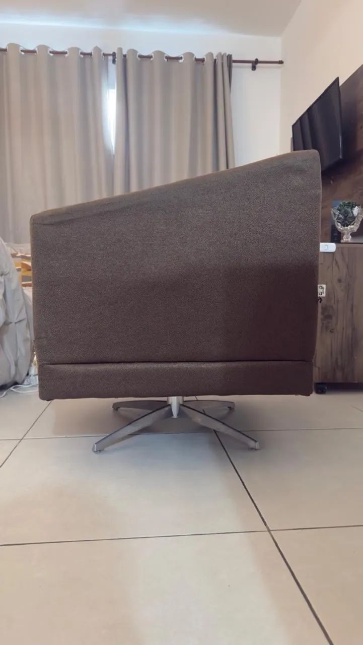 Vende-se Poltrona giratória  - Foto 4