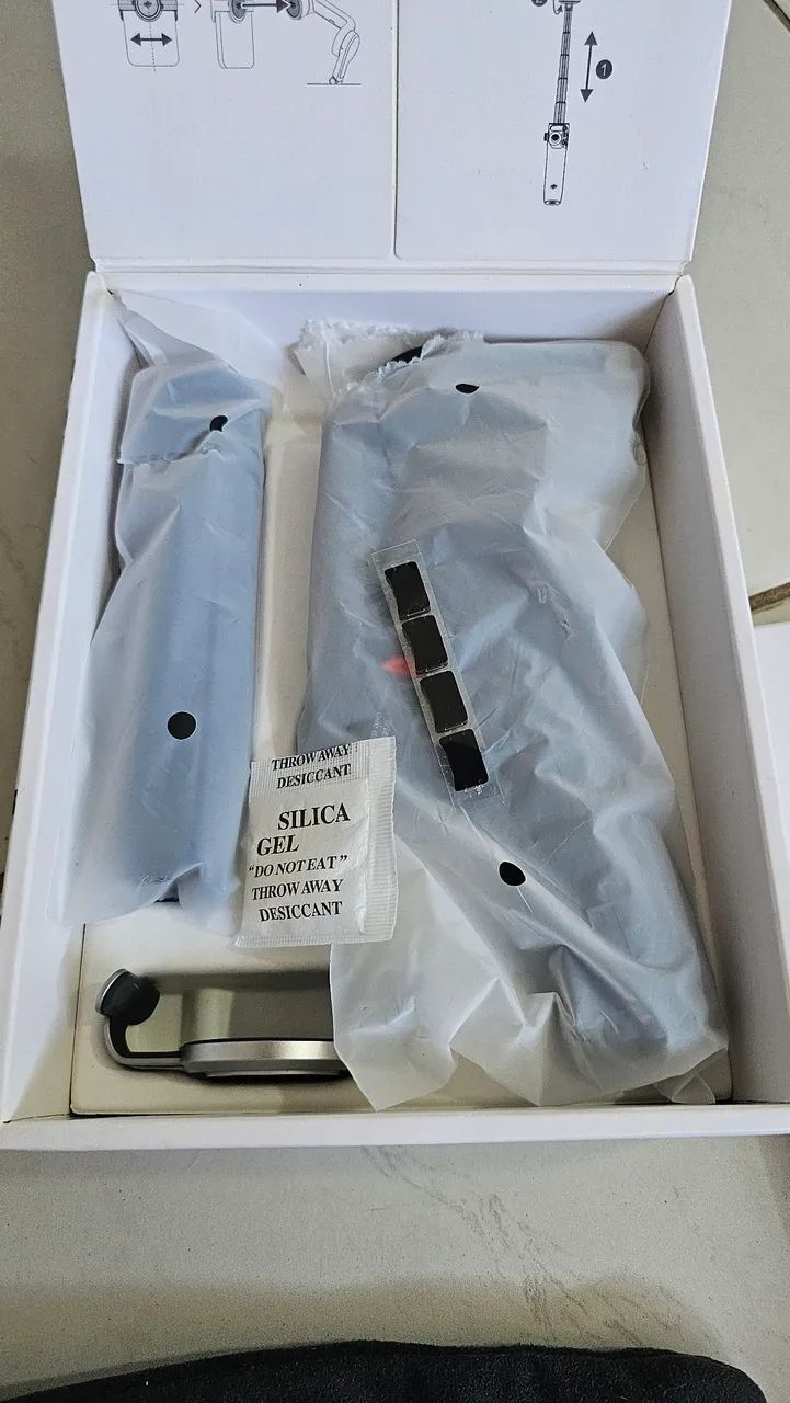 Estabilizador para celular DJI Osmo 6 Preto - Foto 2
