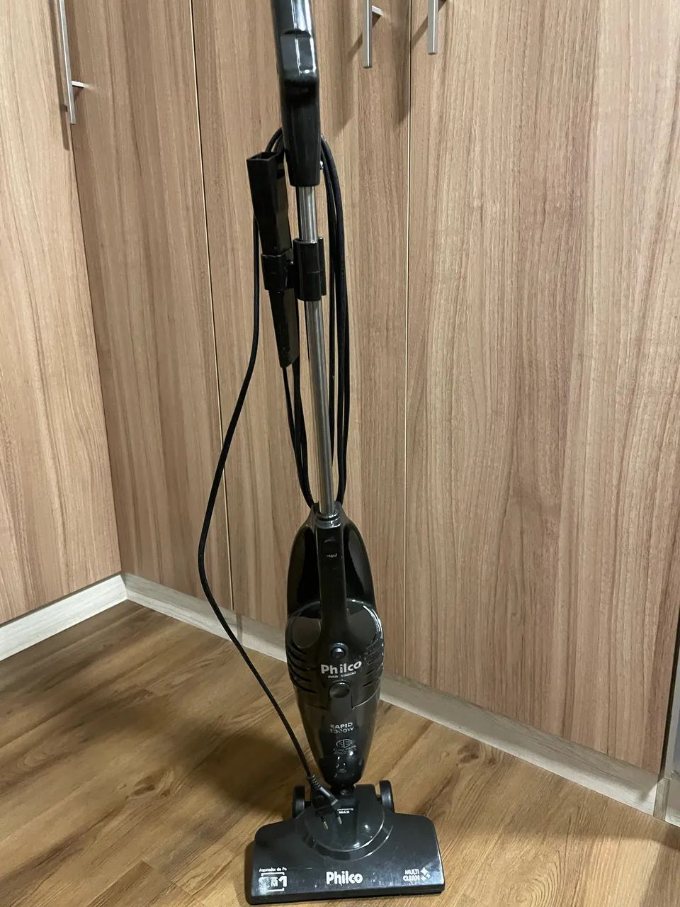 Aspirador Vertical Phico Rapid 1300 Wats