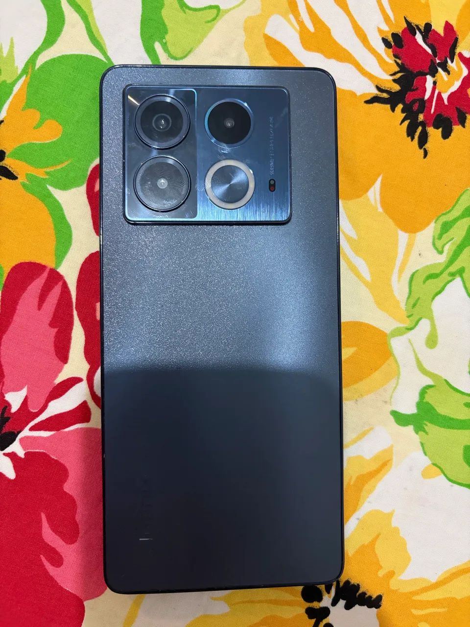 Infinix Note 40 5G - 256GB - 8GB RAM - Excelente estado - Foto 4