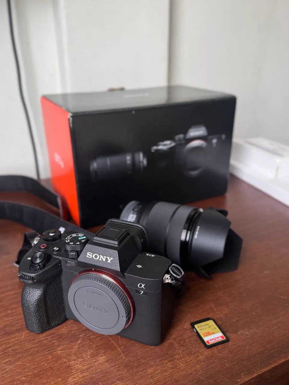 Câmera Sony A7IV + Lente na Caixa NOVO