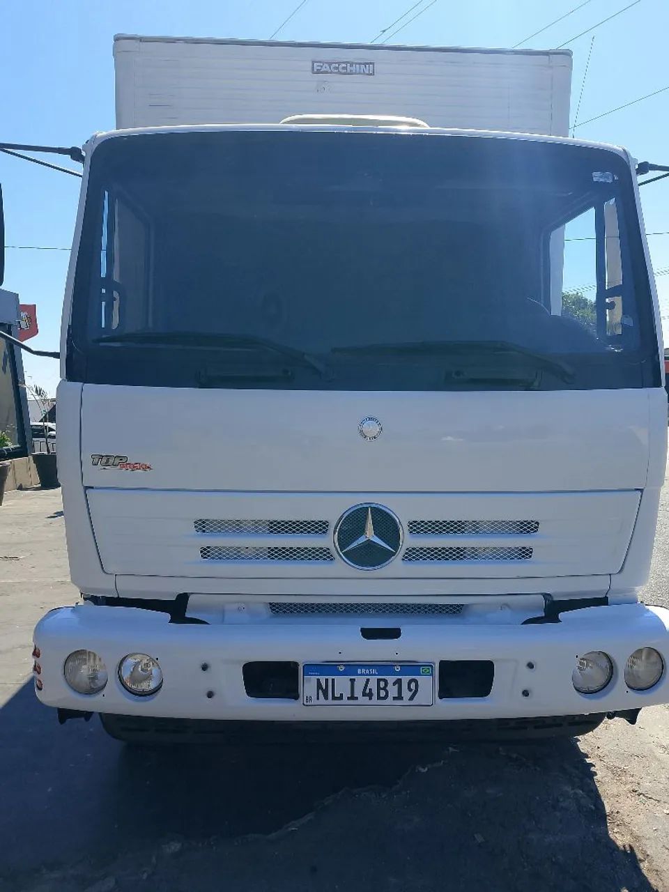 MB 1718 baú  - Foto 2