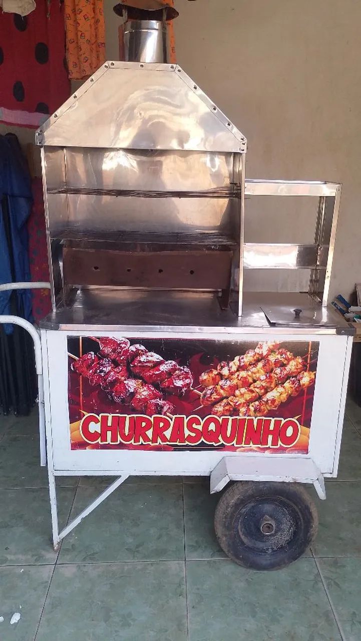carrinho  de  churrasquinho