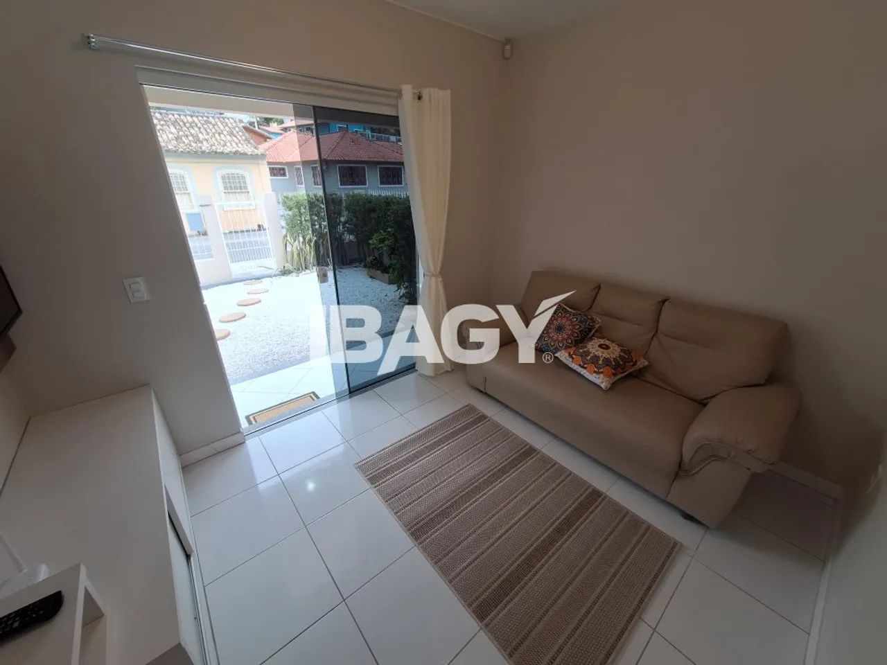 Excelente Casa 3 dormitório(s) em Ribeirão da Ilha - FLORIANÓPOLIS - Foto 2