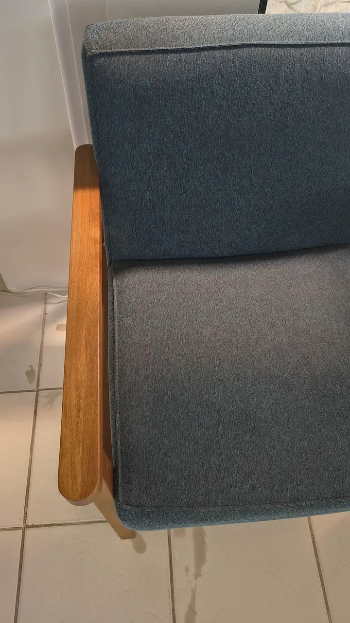2 Poltronas de madeira - Foto 4