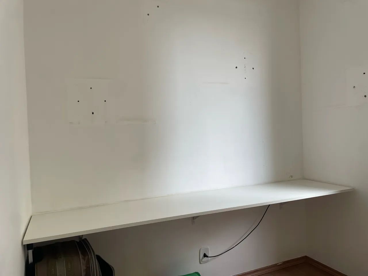 Mesa MDF Branca 2,3mx50cm