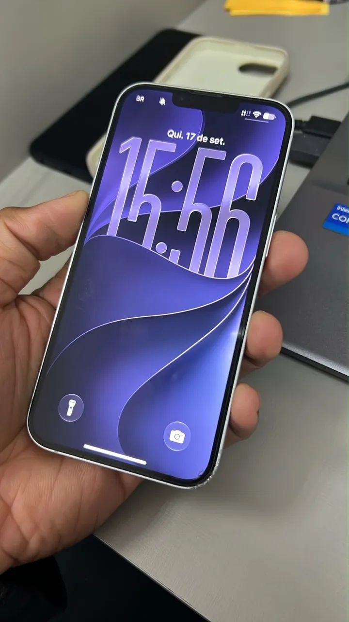 IPHONE 16e Branco trincado iOS 27 TEM CONVERSA - Foto 3