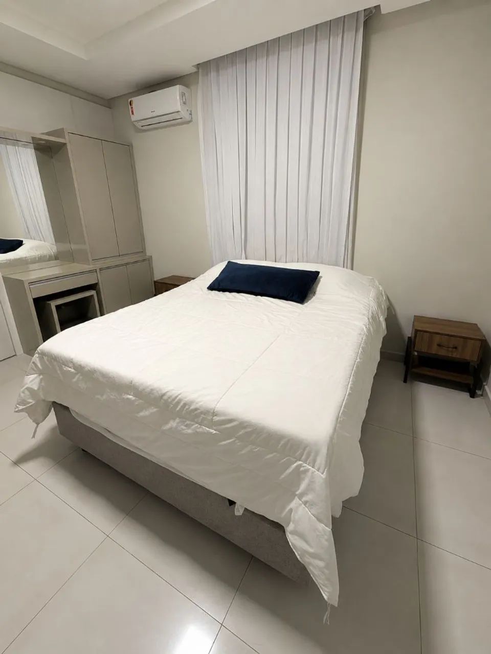 Cama Queen Hybrid Handmade + Pillow Top + Protetor de Colchão