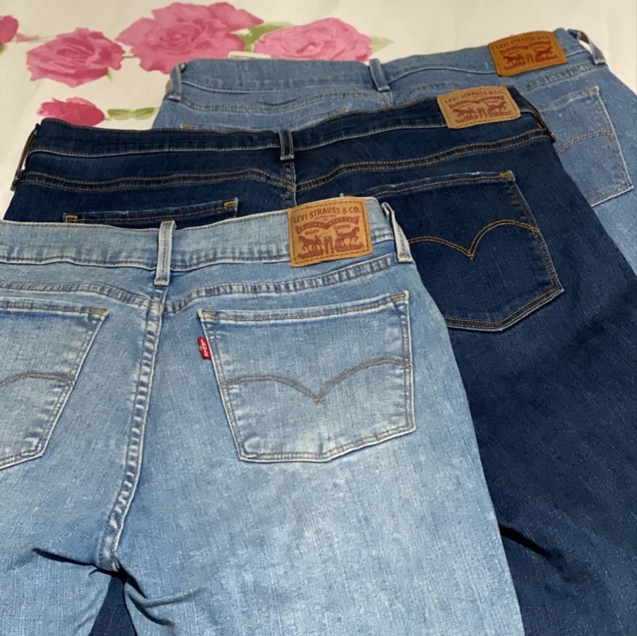 Calça Levis  - Foto 2