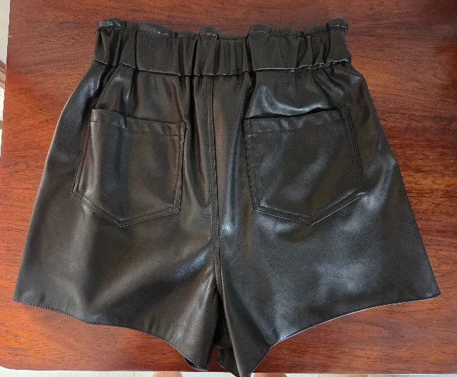 Short Courino Preto - Foto 2