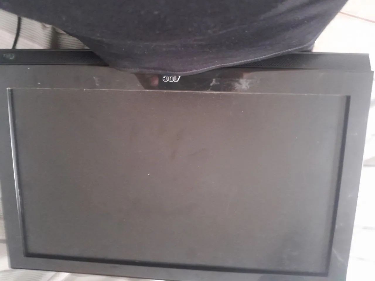 Monitor e televisor urgente