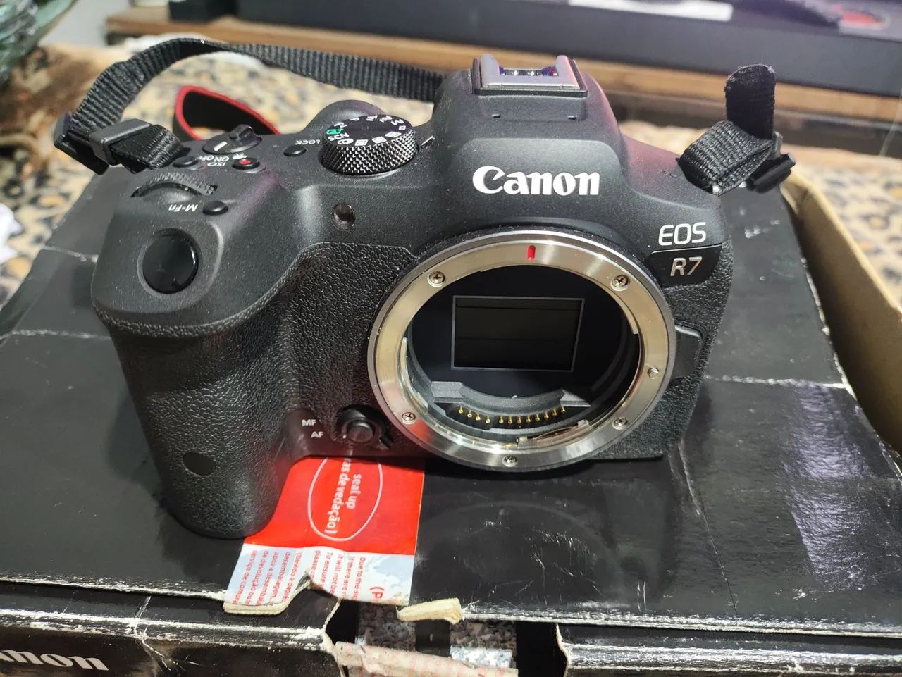 Câmera canon R7
