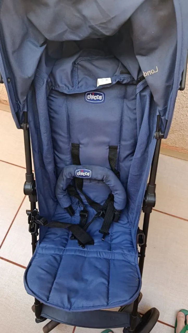 Carrinho de bebê em ótimo estado de conservação. 