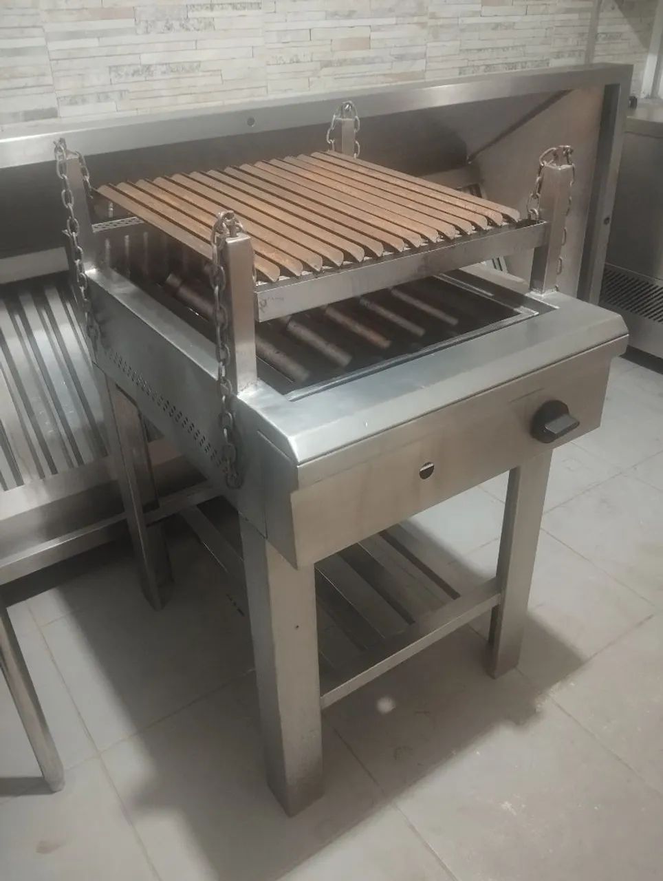 Charbroile estruturado chapa 14 inox 