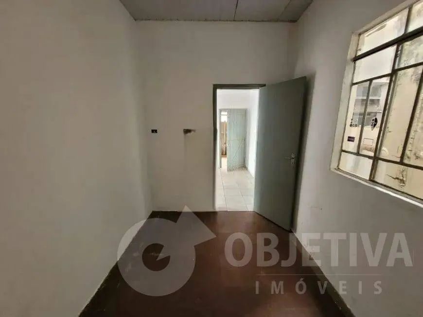 Casa para aluguel, 2 quartos, 1 vaga, CENTRO - UBERLANDIA/MG - Foto 3