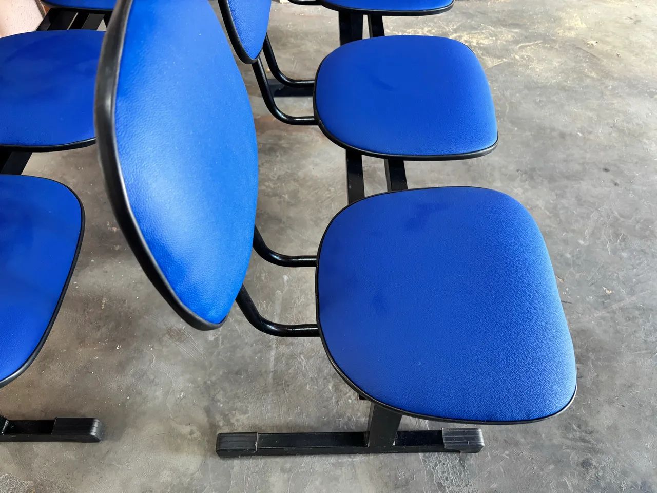 Cadeiras Estofadas Azul  - Foto 4