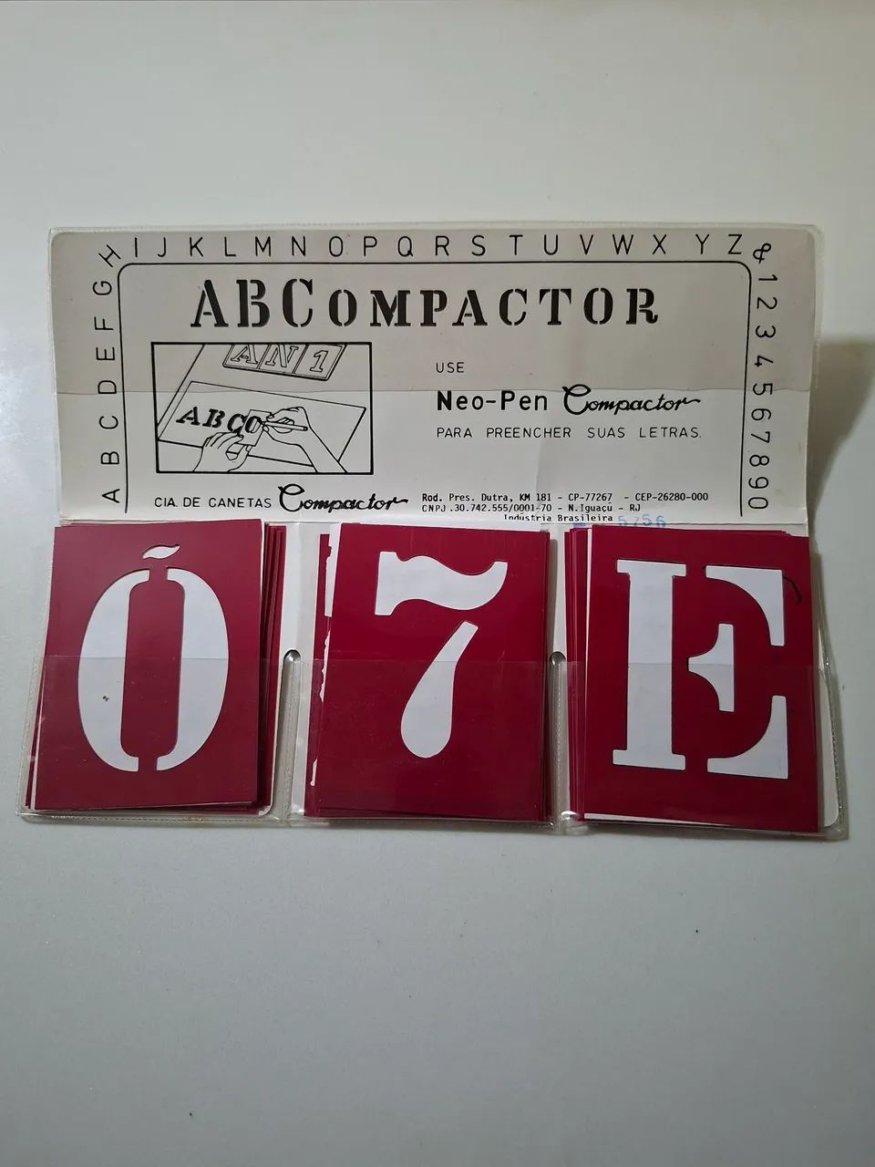 Forma de letras vazadas 75mm Compactor