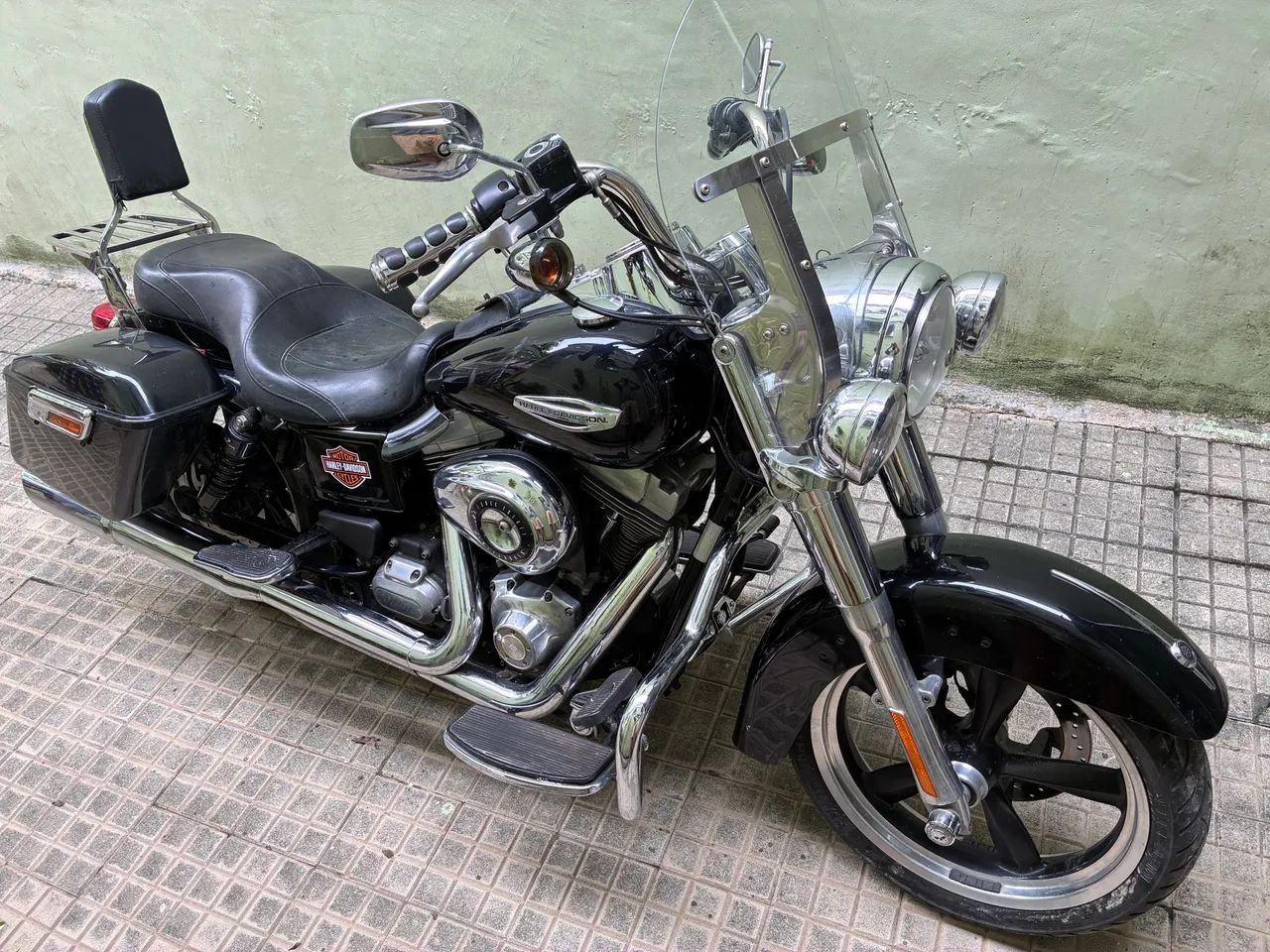 Harley-Davidson Super Glide 2012 - 1356608770 | OLX