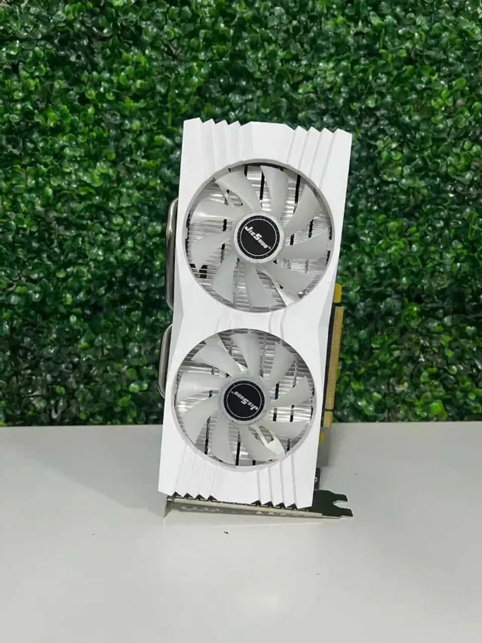 Placa de vídeo RX 580 8GB 2048SP JIESHUO Branca - Testada