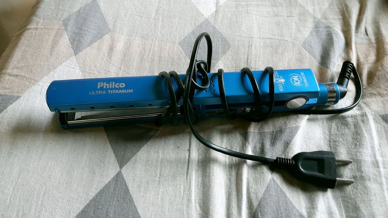 Prancha de cabelo e etc 