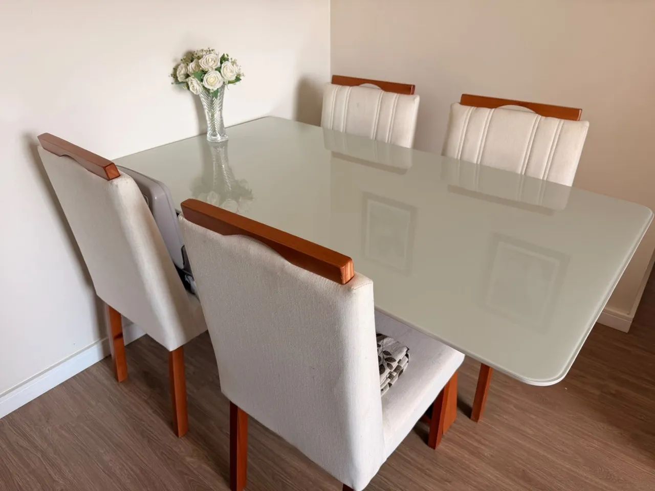 Mesa de jantar com 4 cadeiras  - Foto 2