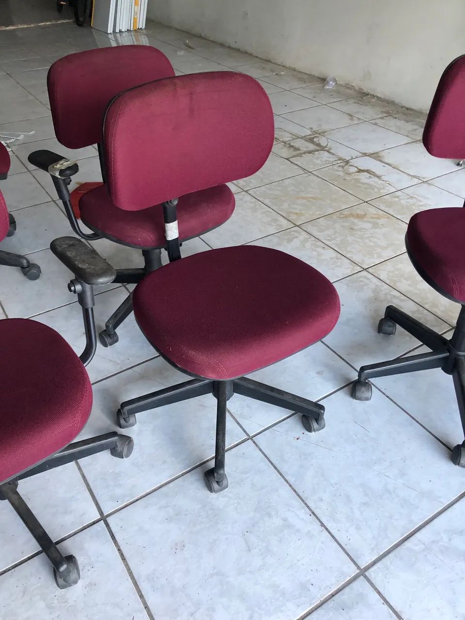 Cadeiras estofadas giratória  - Foto 2