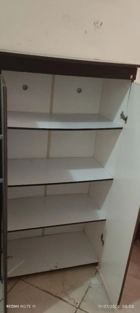 Armário multiuso 