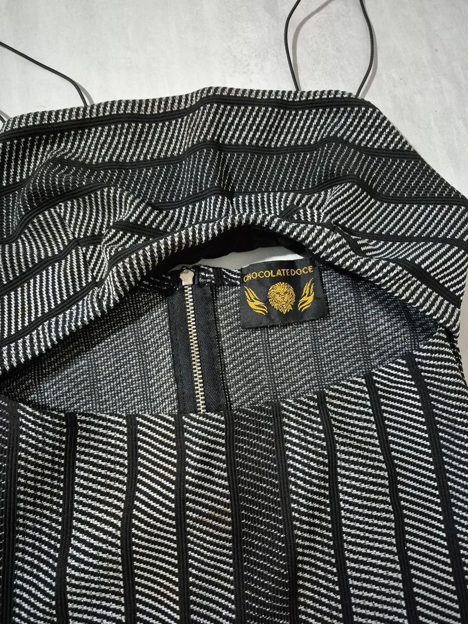 Vestido preto e cinza da marca Chocolate Doce tamanho P - Foto 2