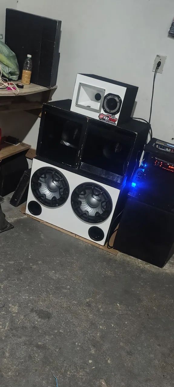 Vende-se som automotivo