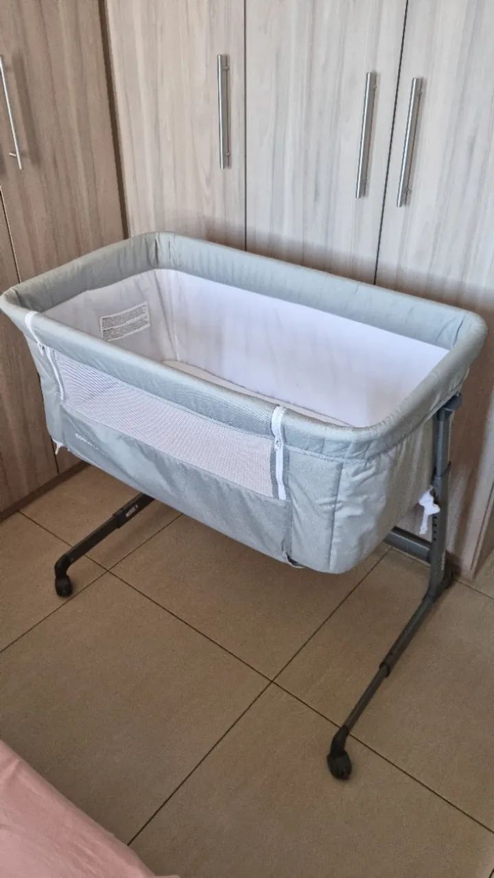 Berço Co-bed Pluggy Cosco- Cinza Claro usado