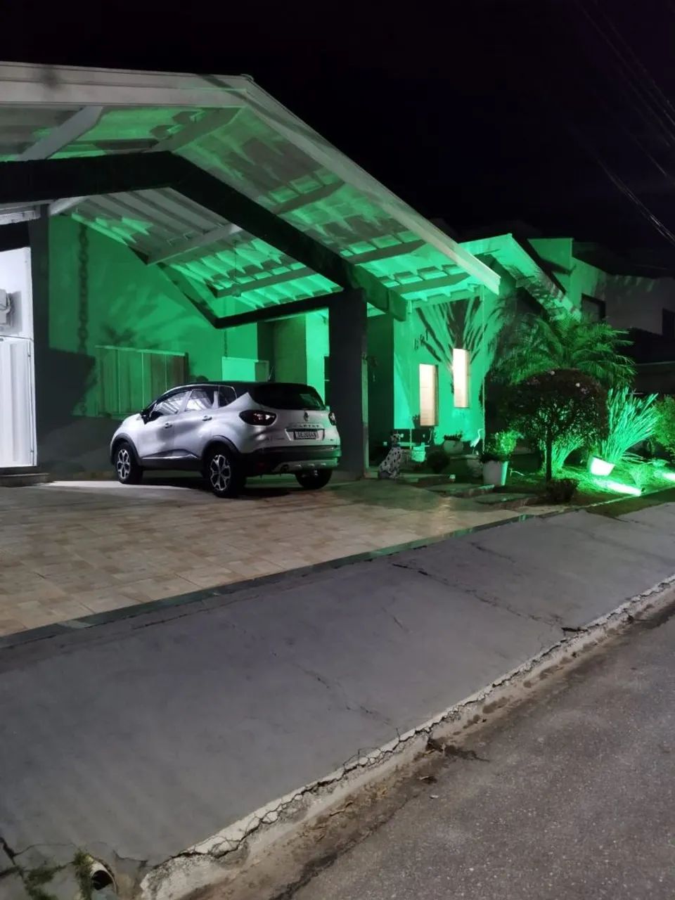 Casa totalmente Mobiliada-  condomínio  - Foto 2