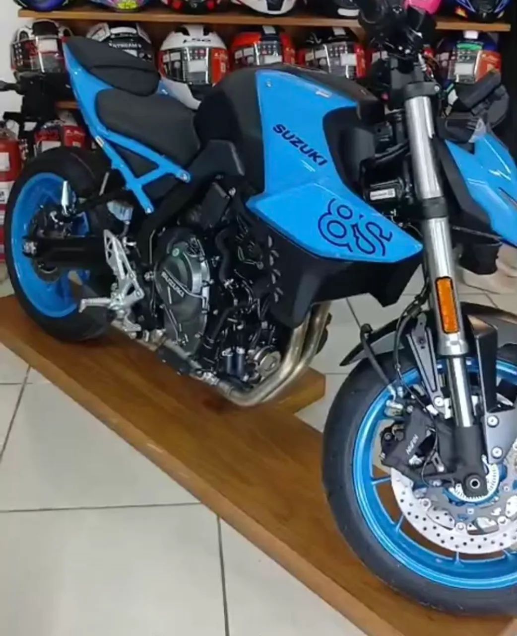 Suzuki GSX8S   zero 0 km - Foto 2