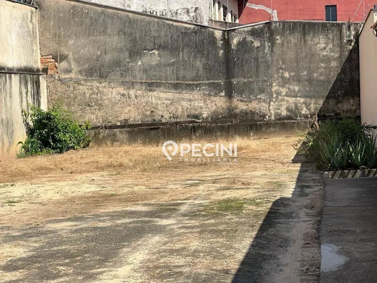 Comprar terreno no bairro Jardim Claret - Foto 3