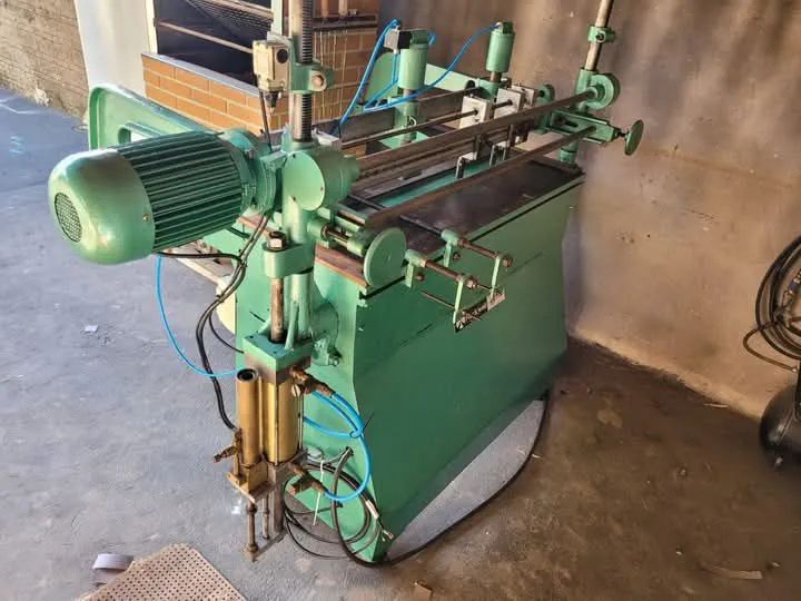 Furadeira múltipla invicta pneumática 04 cabeçotes 