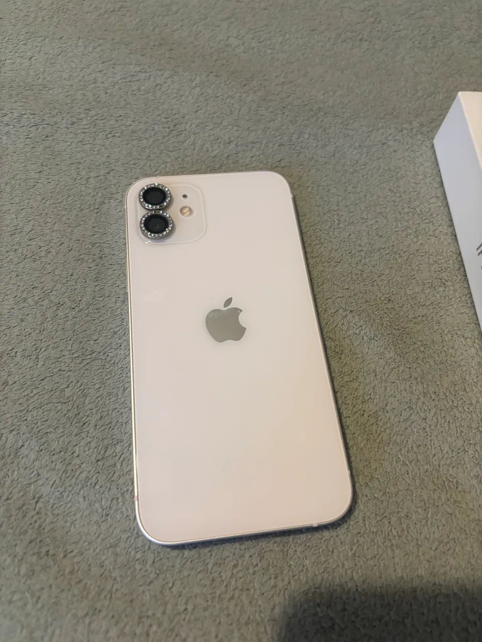 iPhone 12 com 128 GB