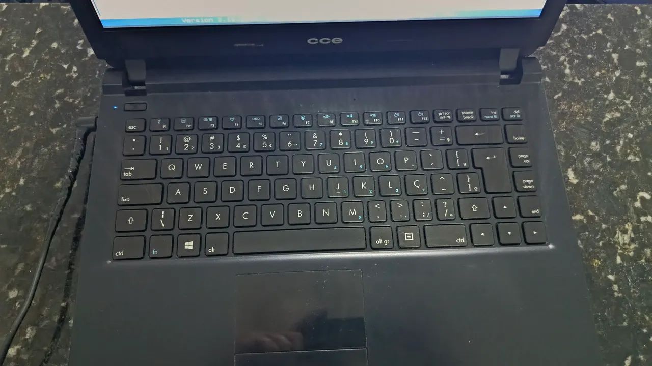 Notebook CCE Ultra thin U25 - Foto 2