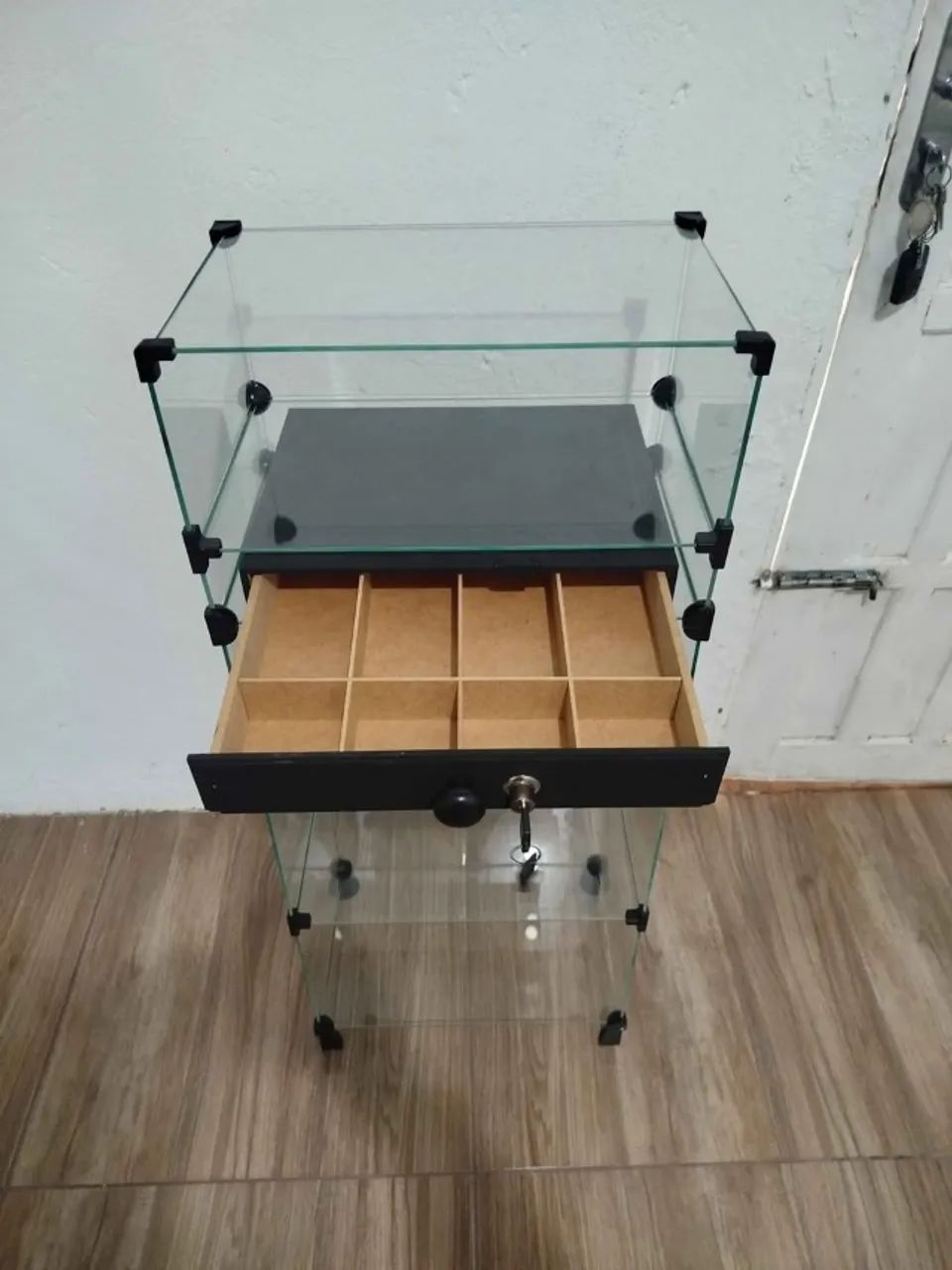 Balcão caixa com expositor a pronta entrega - Foto 2