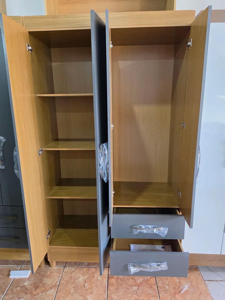 Guarda roupa de solteiro novo - Foto 2