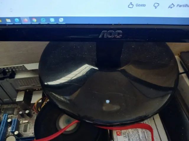 Monitor Aoc E2243fwk Led 21,5' - Full Hd - Vga/dvi  - Foto 4