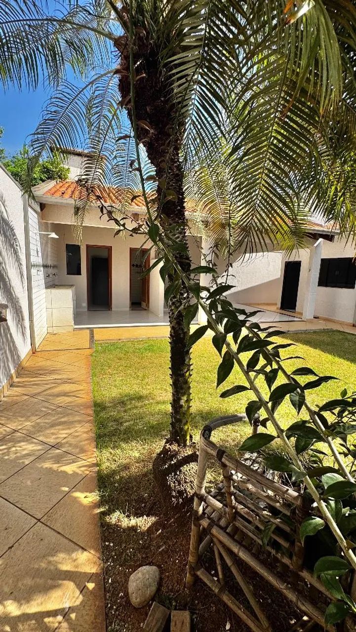 Casa ampla, otima localização. - Foto 3