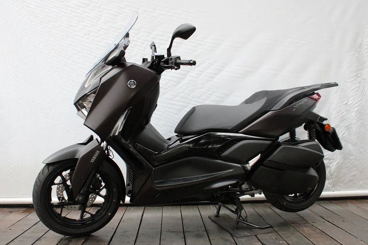 YAMAHA XMAX 300 CONNECTED ABS - Foto 3