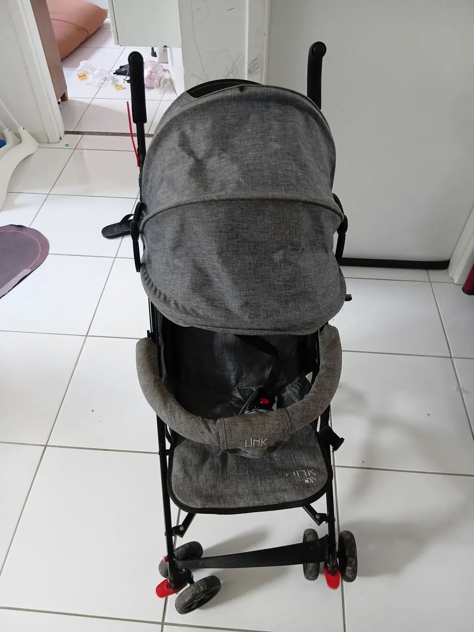 Carrinho de bebê que fecha - Foto 2